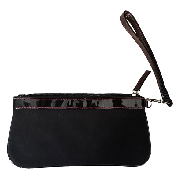 ILana Wolf | Boston Red Sox Rhinestone Bling Cluch Wristlet - Picture 4 of 6